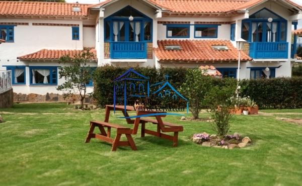 vista de dos cabañas