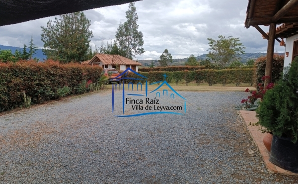 zona de parqueo