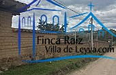 muro sobre la vía pública