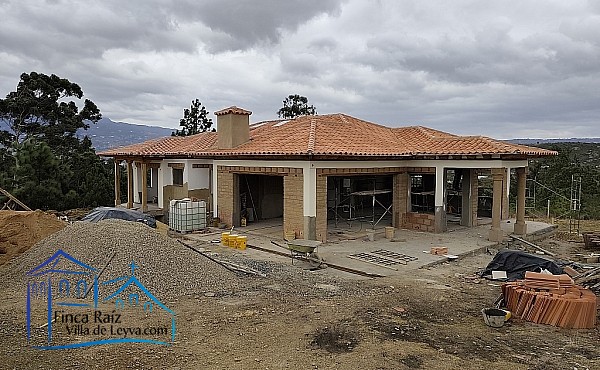 Casa de 234 m² construcción , con lote de 2000 m², vereda Monquirá, Villa de Leyva