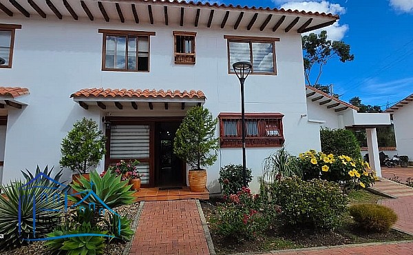 vista de frente , Casa en venta , barrio el Carmen, área urbana, Villa de Leyva