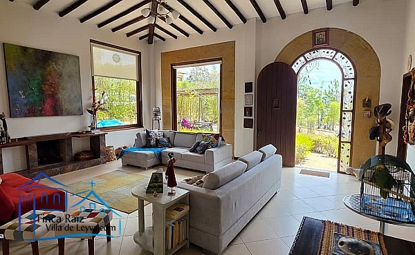 Casa de 190 m2 construcc. con lote de 650 m2, vereda el Espinal, Sáchica