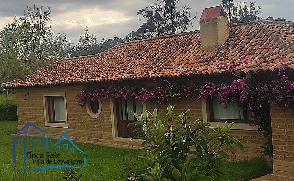 vista de costado, Casa en venta, conjunto cerrado,  vereda sabana baja, Villa de Leyva