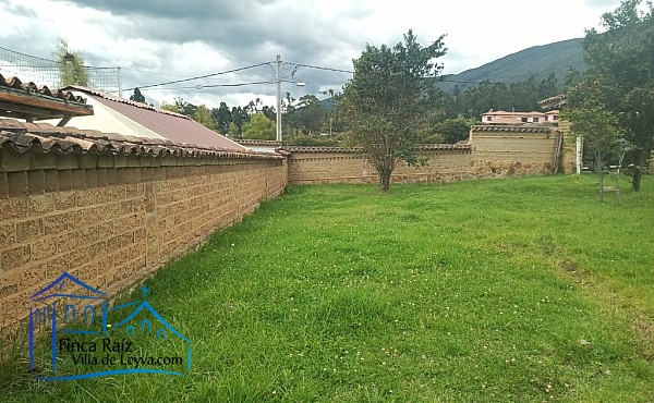 muro divisorio en adobe, Casa en venta de 120 M2 de construcción y 1.500 m2 de terreno, vereda el Roble, Villa de Leyva