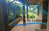 terraza parte posterior, Casa en venta de 120 M2 de construcción y 1.500 m2 de terreno, vereda el Roble, Villa de Leyva