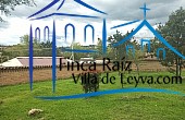 encerramiento con muro en adobe, sobre dos de sus costados, casa en venta, Villa de Leyva